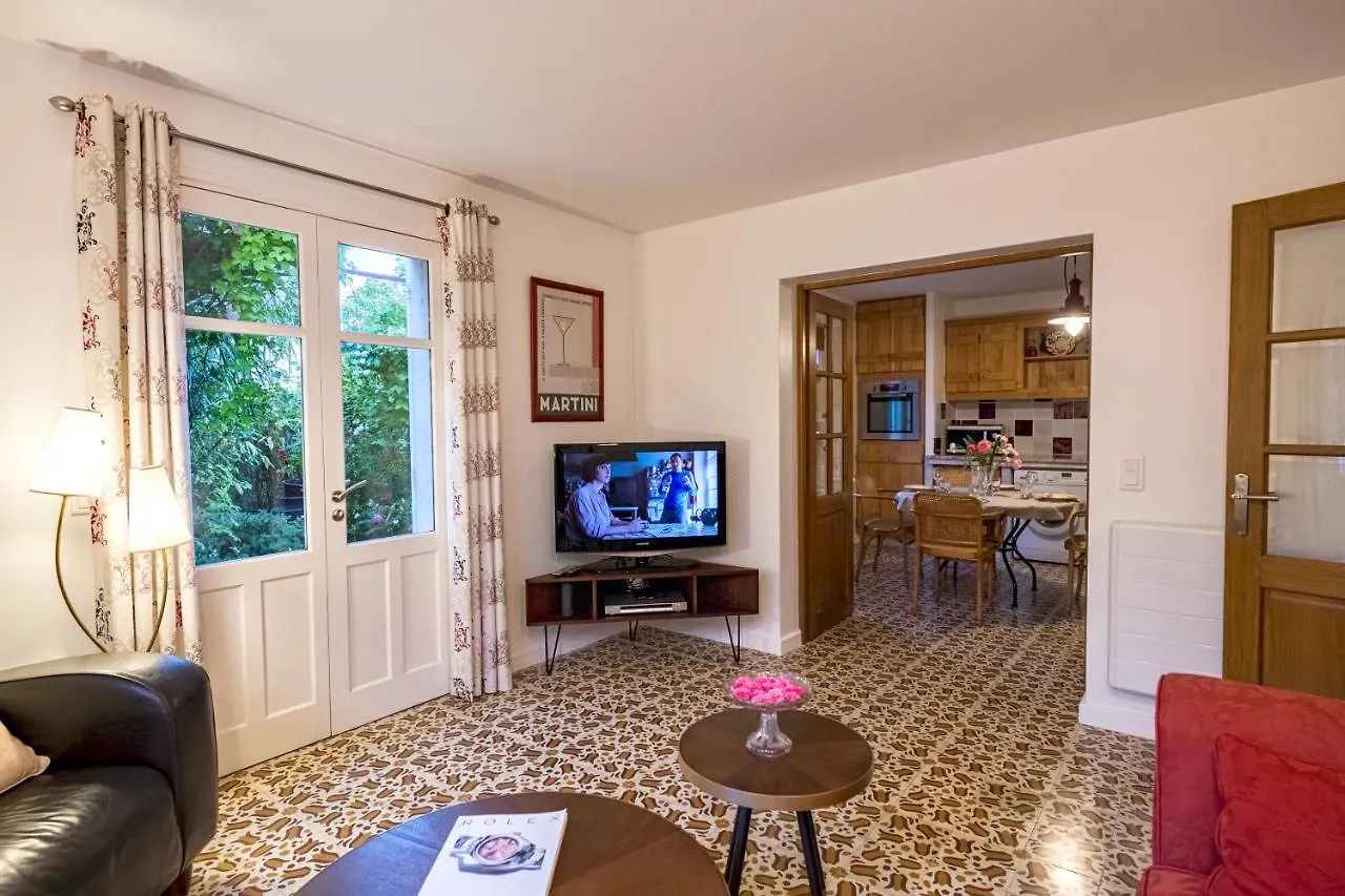 La Villa Ioanes Port-Saint-Louis-du-Rhone